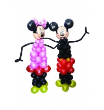 מיקי מאוס ומיני מאוס מתחבקים