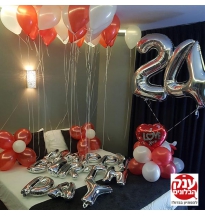 קישוט בלונים בבית ליום הולדת 24