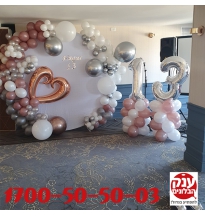 קישוט בלונים ליום הולדת 13 שלט עגול 